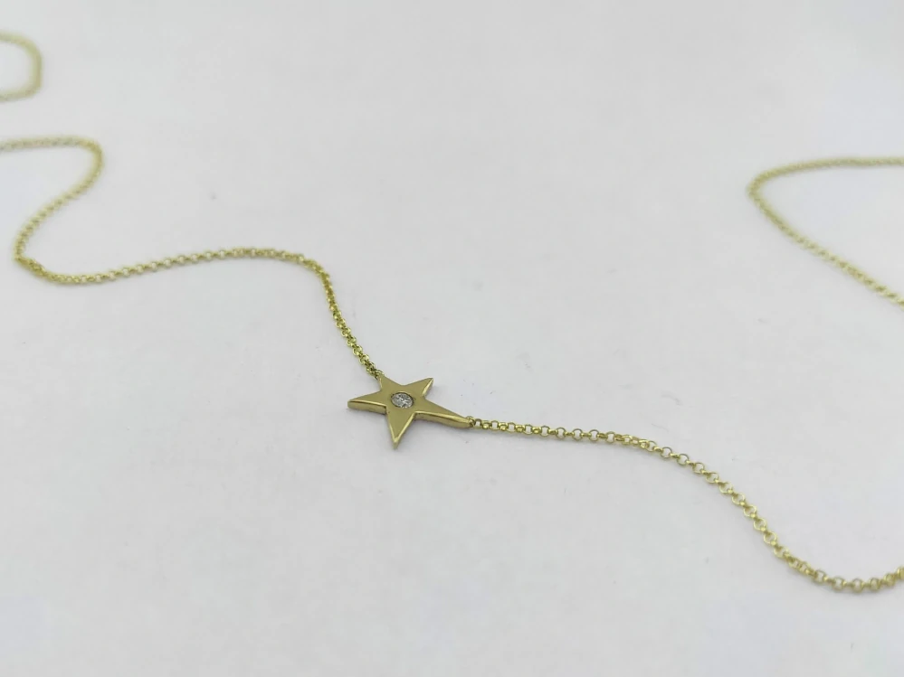 585/1000 zlatý náhrdelník s přírodním diamantem